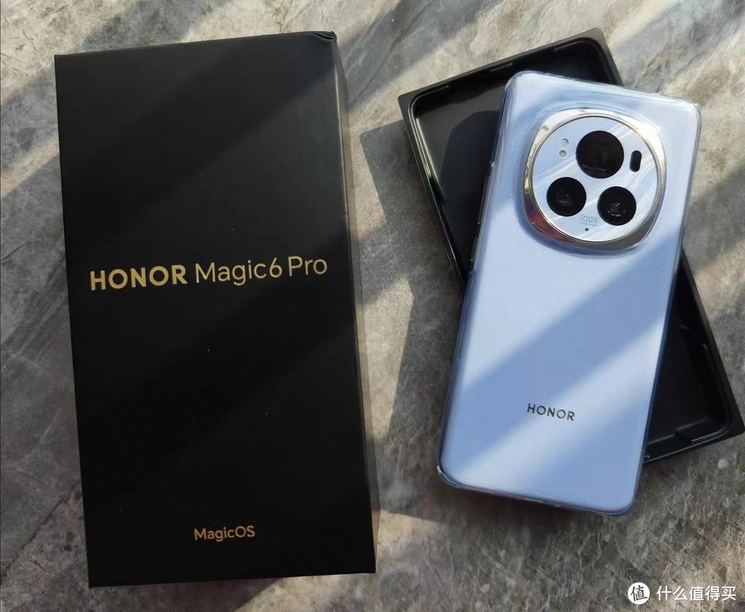 两款顶级旗舰手机对决：一加12与荣耀Magic6 Pro，哪款更适合你？