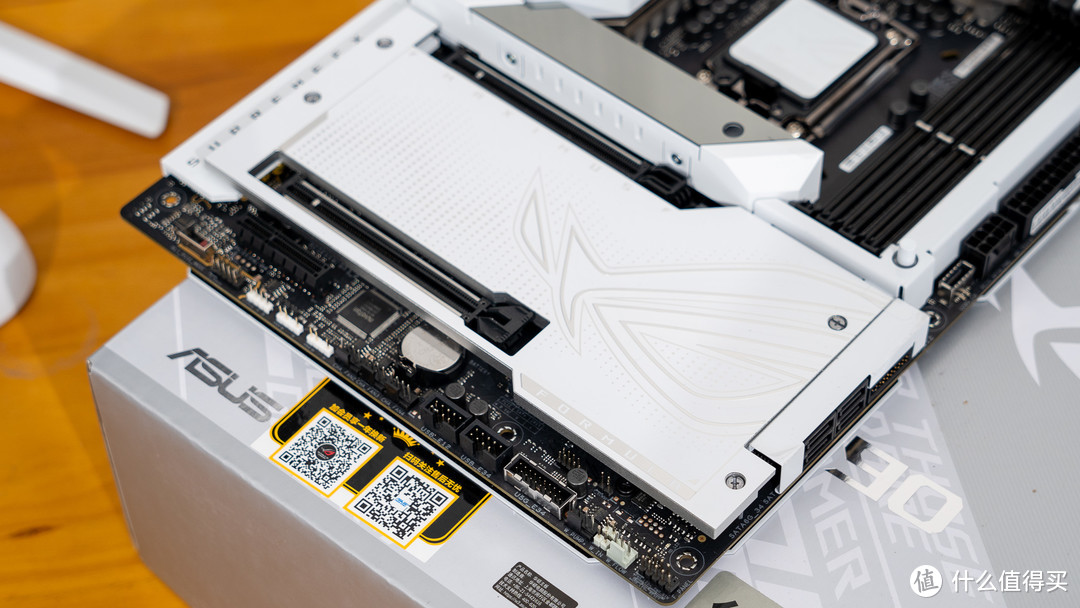 科技与现实的交织:ROG Z790 Formula+索泰 4090D月白+North XL装机分享