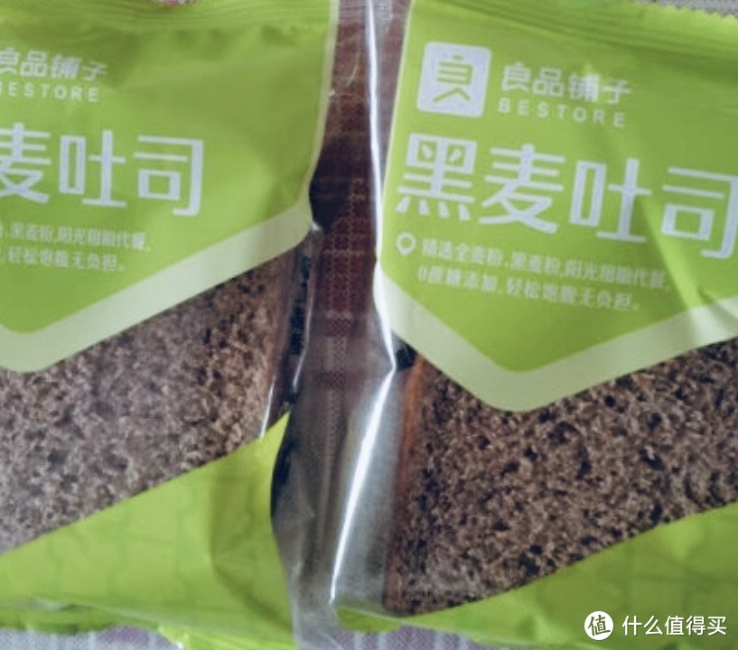 良品铺子黑麦全麦面包：健康与美味的完美融合