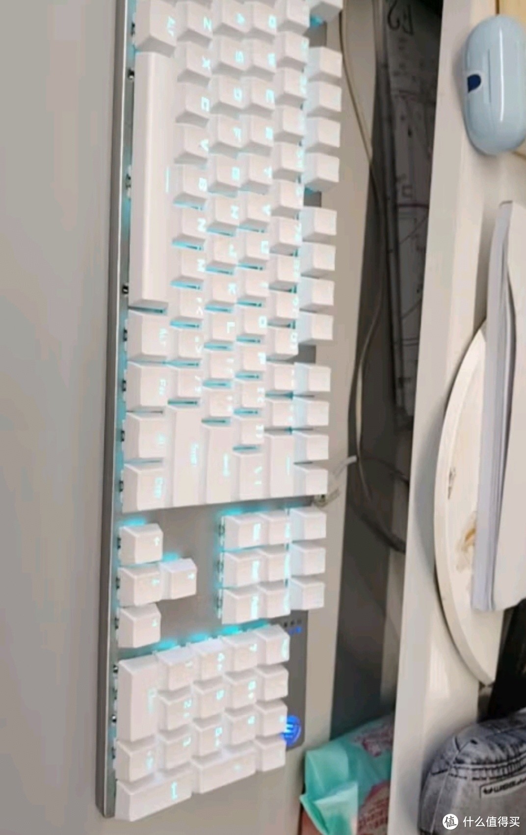 惠普（HP）GK400F机械键盘 办公电竞游戏专用有线 台式机笔记本电脑 【银色冰蓝光】青轴 USB