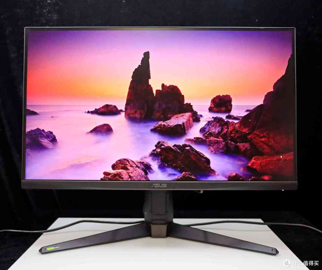 人喜欢的现代简约风格,也更加让用户将注意力全部集中在显示内容上