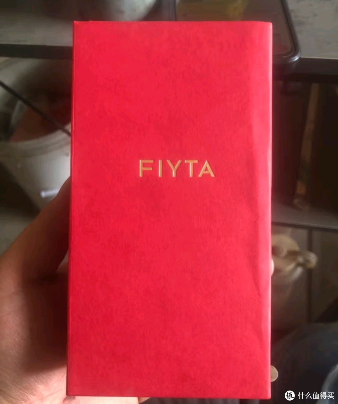 新表推荐之飞亚达（FIYTA）手表女经典系列石英大三针经典日历白盘棕皮带 