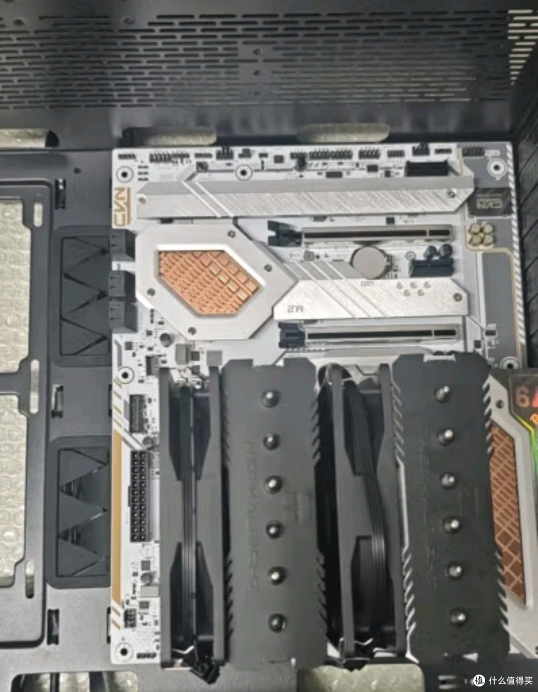 七彩虹主板新选择:igame z790d5 flow v20,你值得拥有!