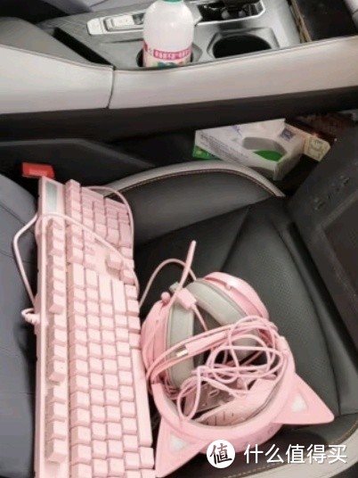 粉粉的键盘，好看又好用