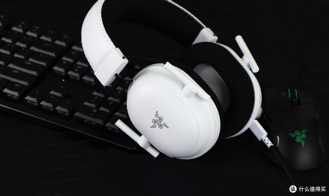 xbox音效加持!旋风黑鲨v2专业版电竞影音无线头戴式耳机评测