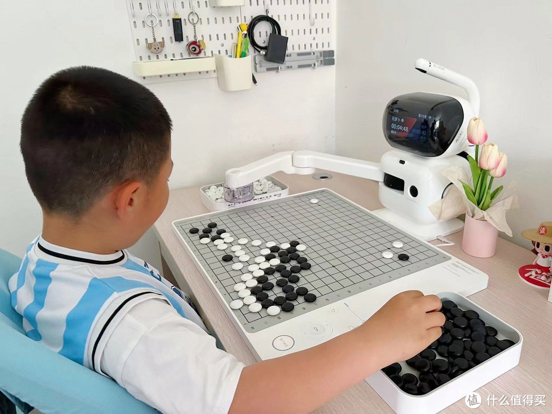击穿围棋学习痛点！不费眼涨棋力，能打谱会复盘，元萝卜AI围棋机器人，娃的围棋学习好伙伴