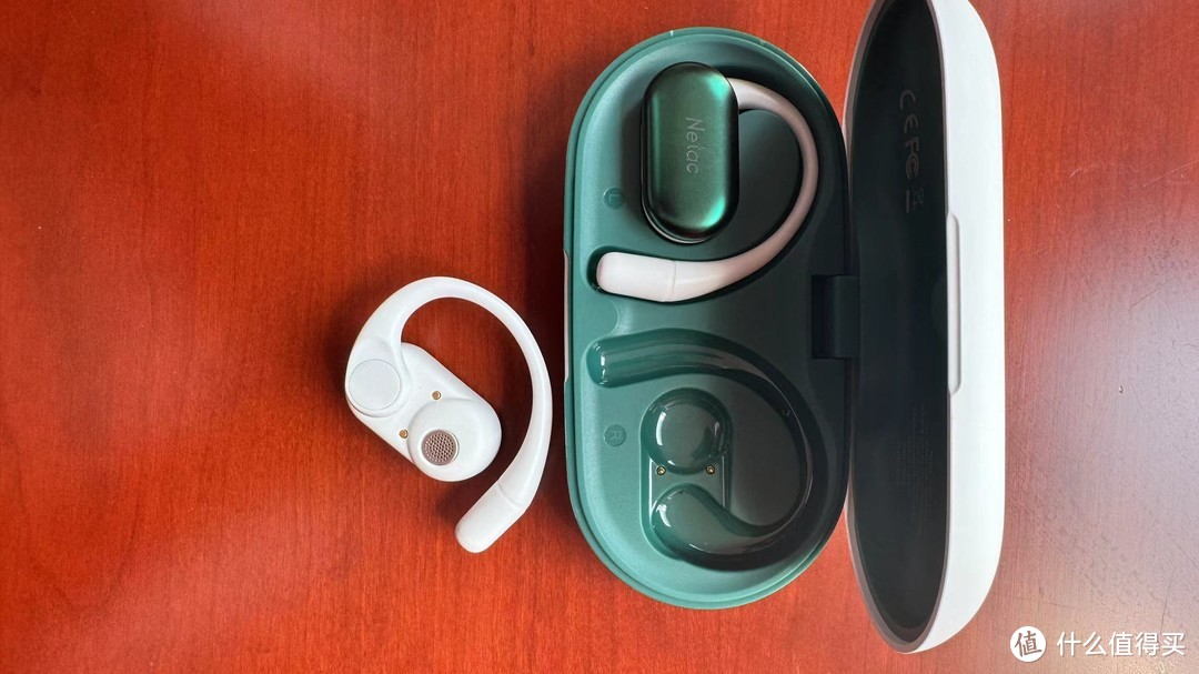 舒适听感 灵动自然 朗科OS01开放式蓝牙耳机