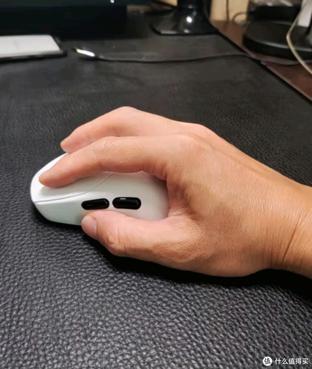 雷柏VT1PRO游戏鼠标：轻量化设计，高性能输出