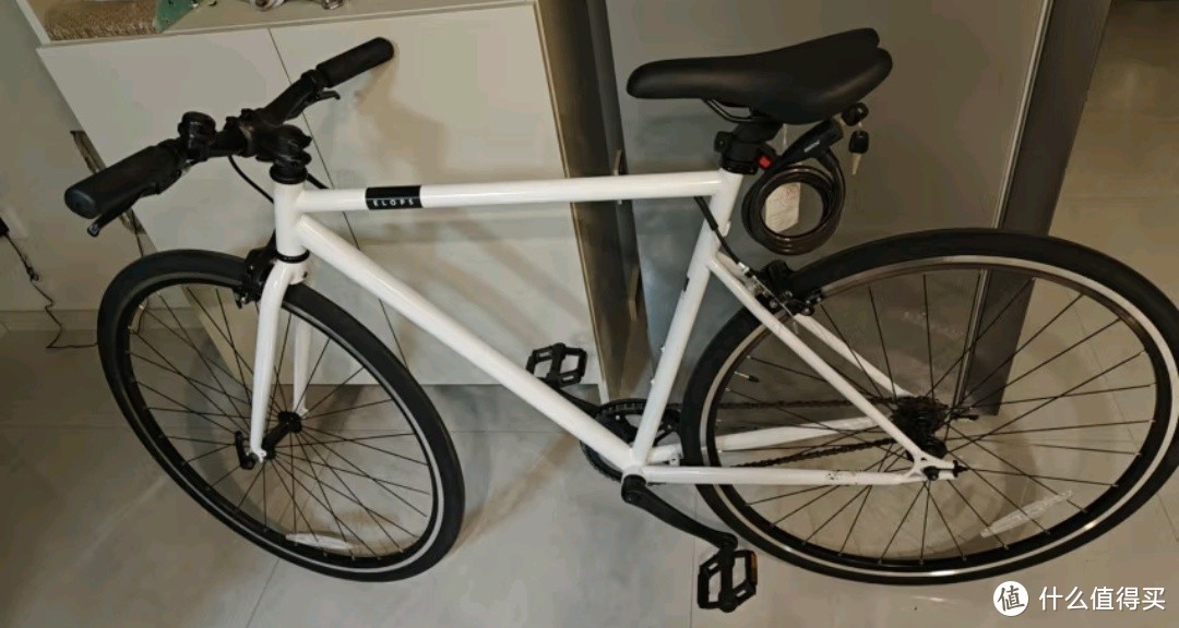 迪卡侬自行车，城市通勤新选择！