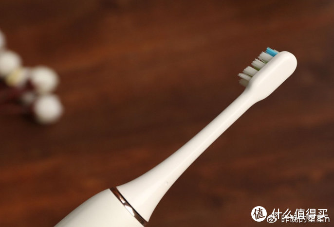 用电动牙刷对牙齿有伤害吗？远离三大害处雷区