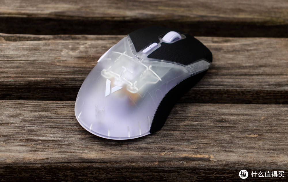半透躯壳打造朦胧科技的雷柏（Rapoo） VT9Air有线双模游戏鼠标轻体验