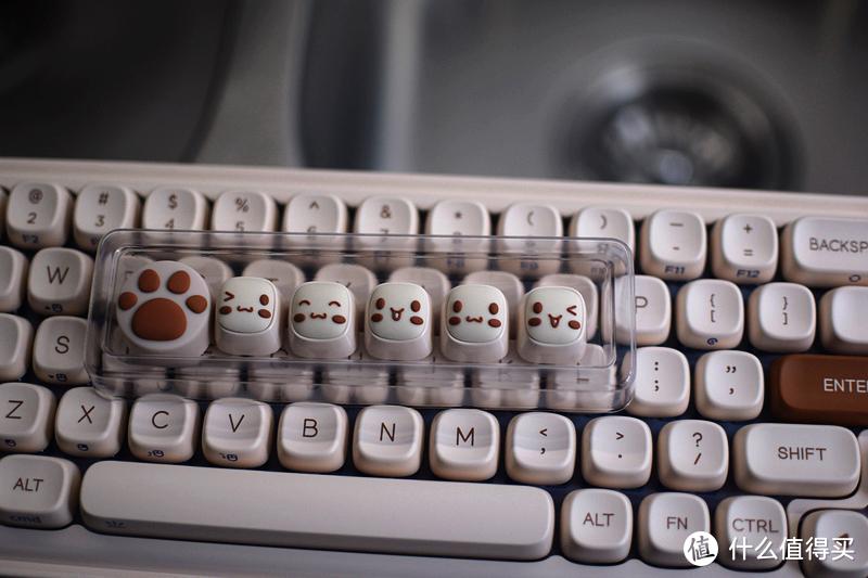 萌翻人的机械键盘，达尔优小方糖Z68，颠覆你的键盘体验