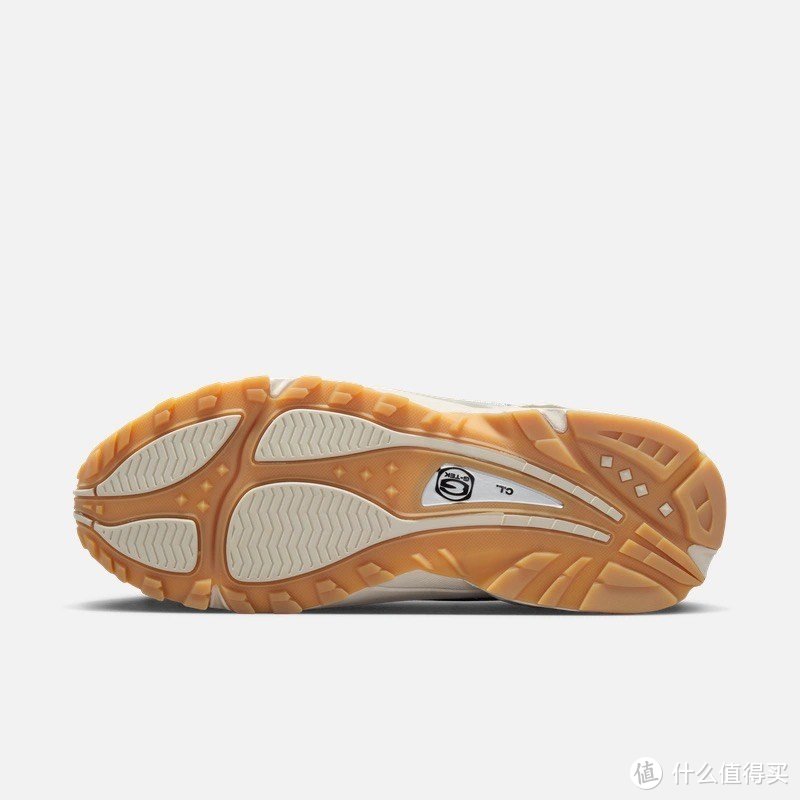 Nike Hot Step Air Terra / Nocta 男子运动鞋：融合粗犷与休闲的匠心之作