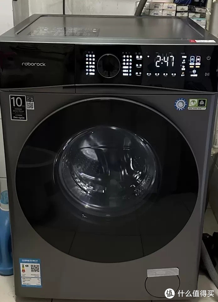 烘干与智能科技于一体的家用全自动滚筒洗衣机。