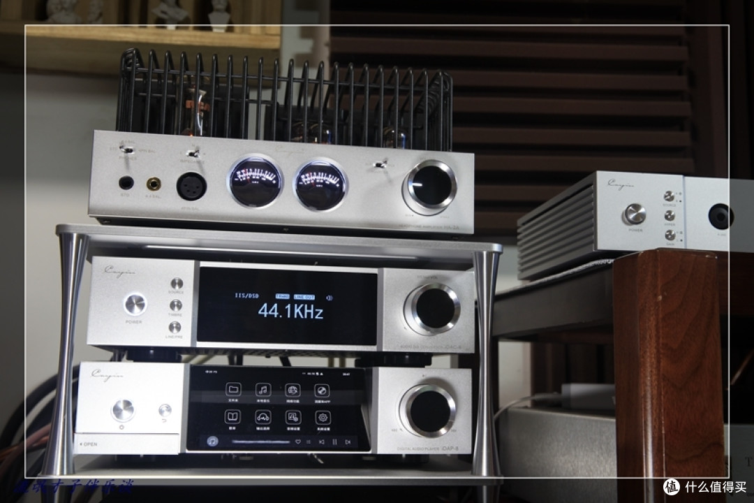 【试玩凯音888 2下集】桌面系统的标配:谈idap-8网播和idac-8解码