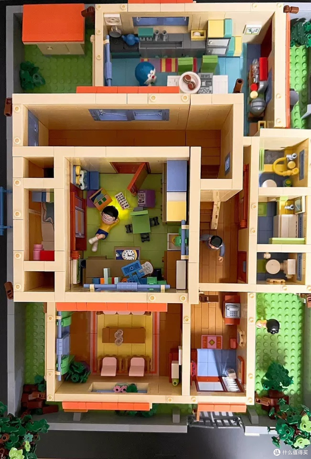哆啦a梦动画中的大雄的家以积木的形式呈现在人们眼前能够在拼搭的