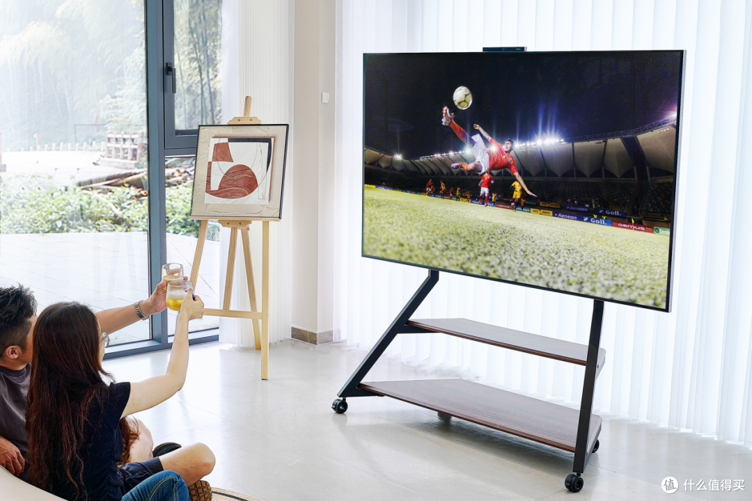 618大促期间,华为智慧屏 v5,至高优惠2000元,到手价9999元起;华为智慧