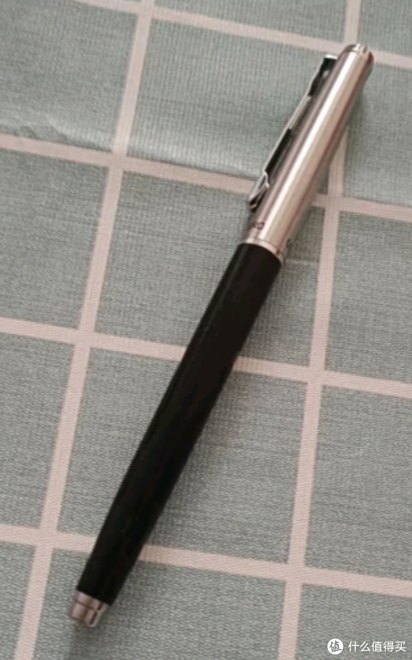 英雄（HERO）钢笔616升级款学生六一儿童节礼物钢笔 黑色 铱金墨水笔日常书写练字笔F尖