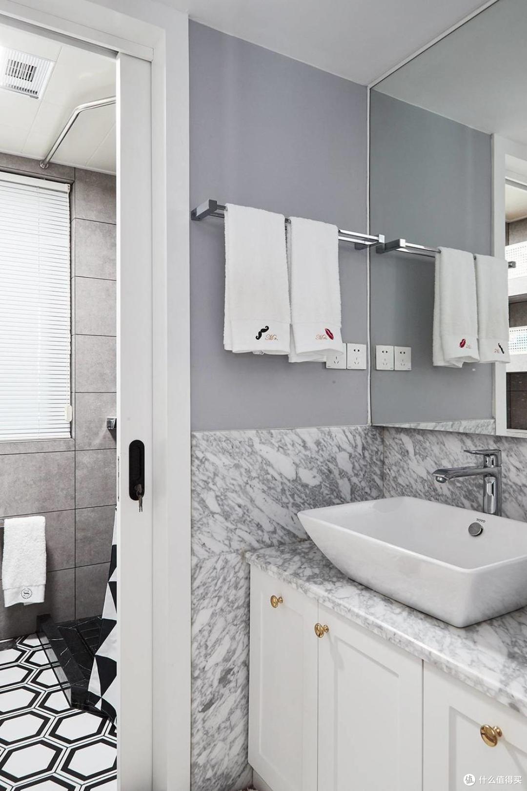 卫生间毛巾架，最妙的4个安装位置，好看又实用，值得借鉴！_卫浴用品_什么值得买