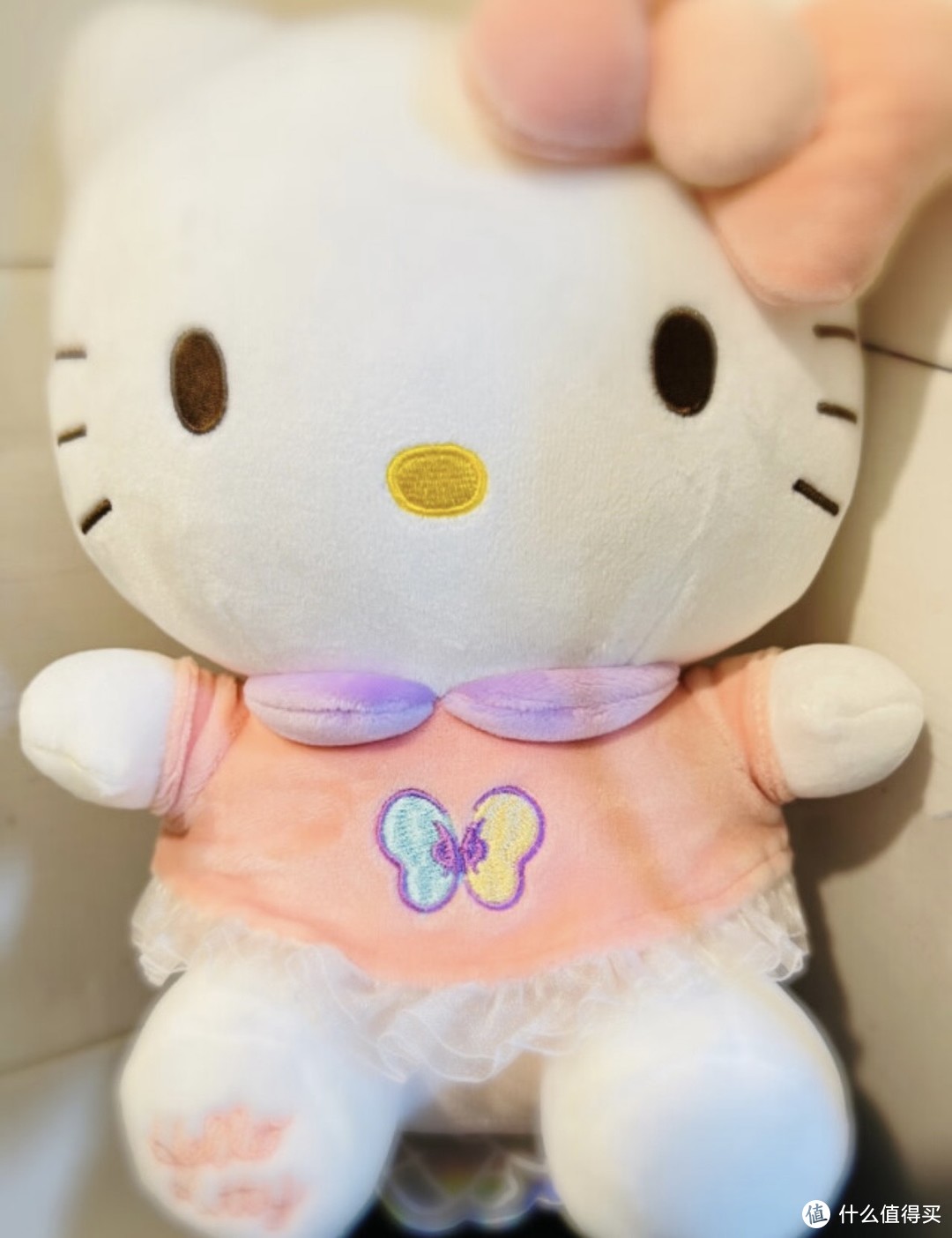 Hello Kitty正版凯蒂猫公仔猫咪玩偶安抚毛绒玩具布娃娃靠垫枕头——送给小朋友的暖心之选