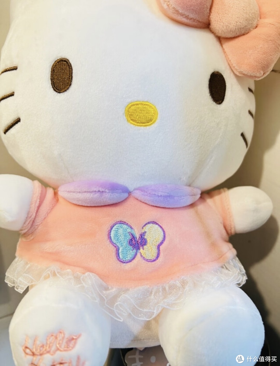 Hello Kitty正版凯蒂猫公仔猫咪玩偶安抚毛绒玩具布娃娃靠垫枕头——送给小朋友的暖心之选