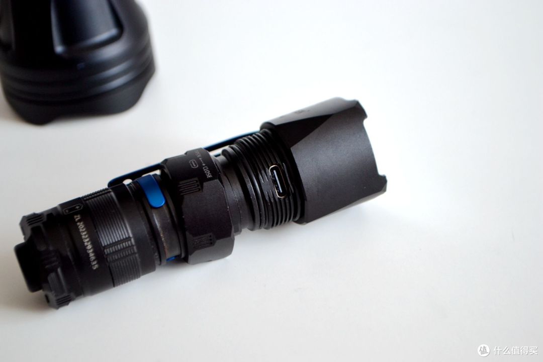 智能穿戴 篇二:用手机自带的手电筒,要留意了!