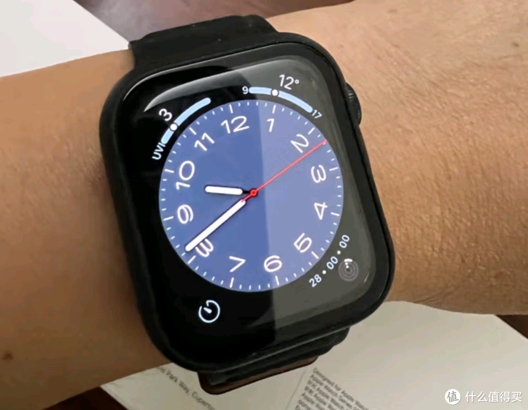 Apple Watch Series 9——智能手表的极致体验，午夜色的时尚宣言