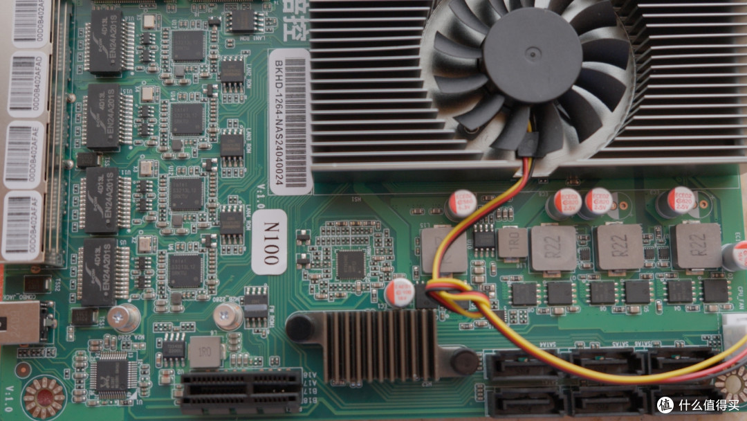 n100倍控nas主板测评pve82黑群晖openwrt软路由通吃