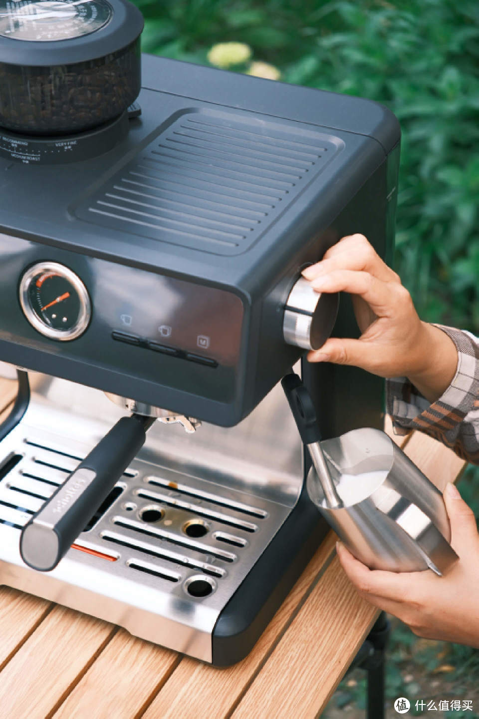 scholtes 磨豆智能压力咖啡机 S100——咖啡爱好者的理想之选