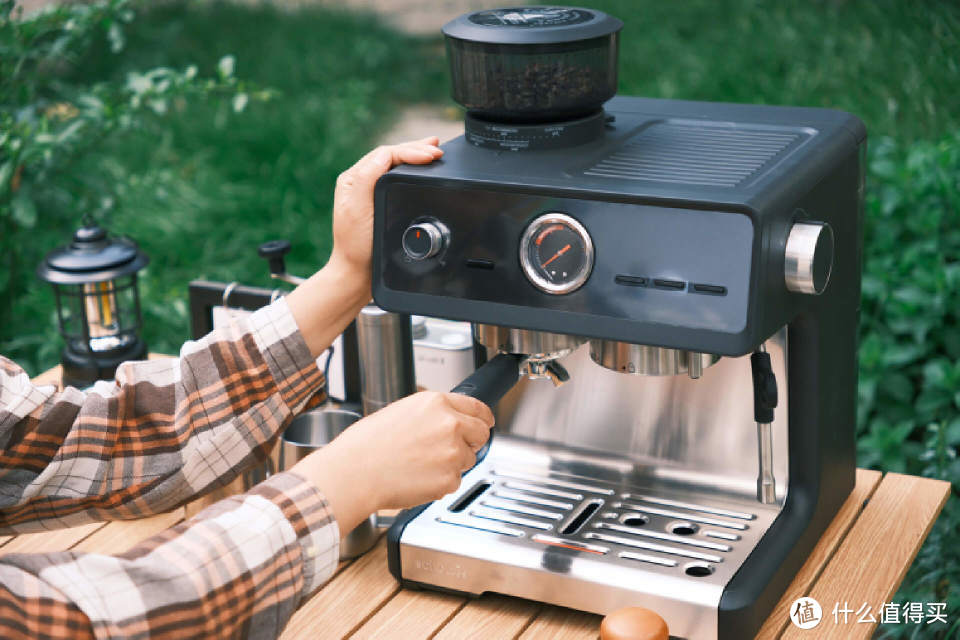 scholtes 磨豆智能压力咖啡机 S100——咖啡爱好者的理想之选