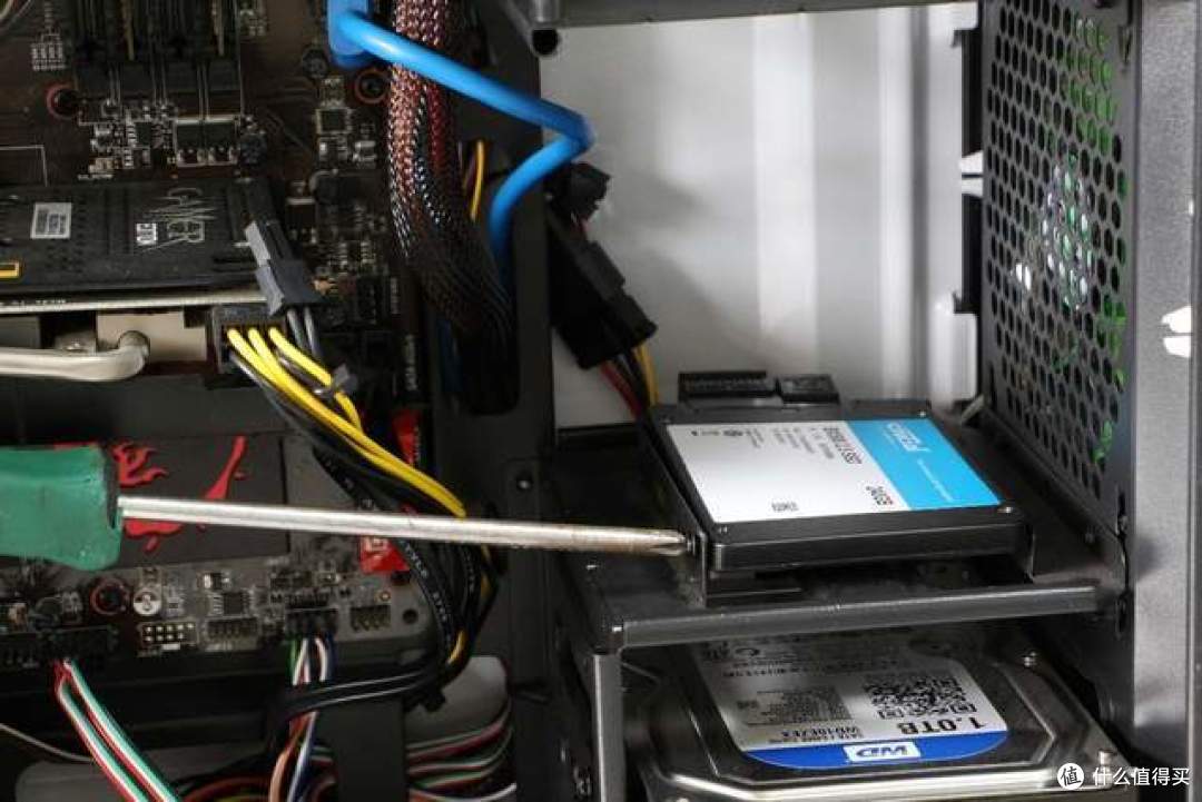 英睿达 ssd固态硬盘测评,老电脑秒变3秒开机