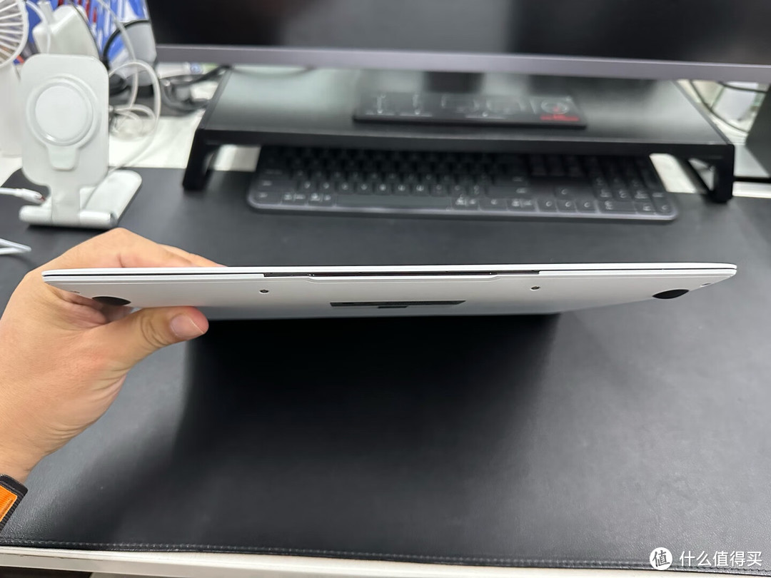 华为MateBook X Pro 2024款：轻薄的性能野兽，游戏工作两不误