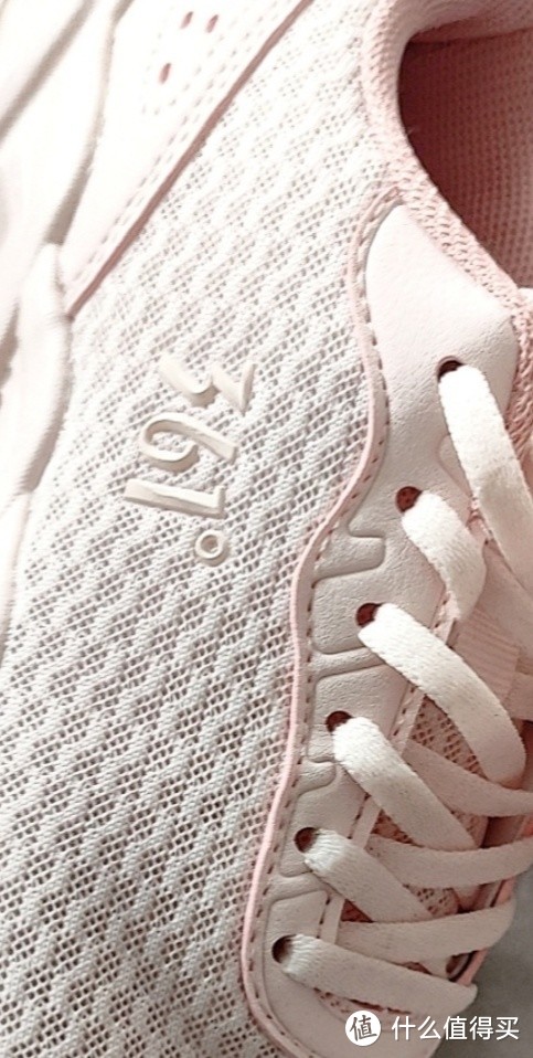 透气与舒适的完美结合：361°女款夏季网面跑鞋评测