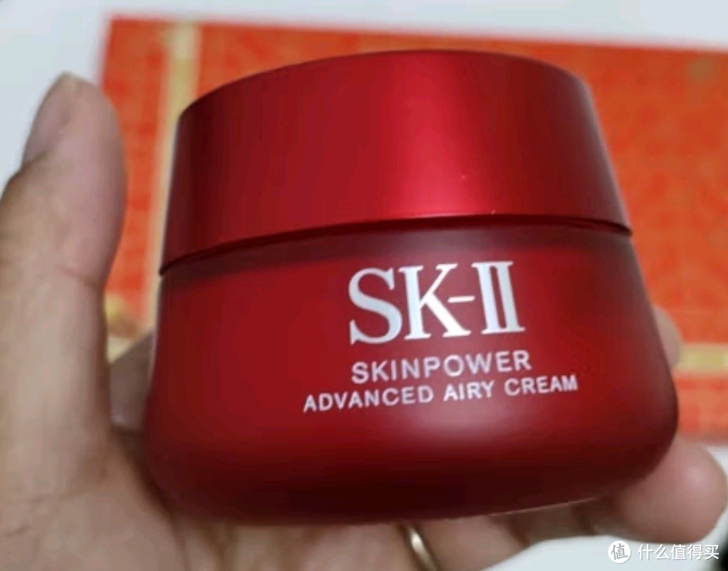 SK-II 大红瓶面霜：肌肤的奢华呵护