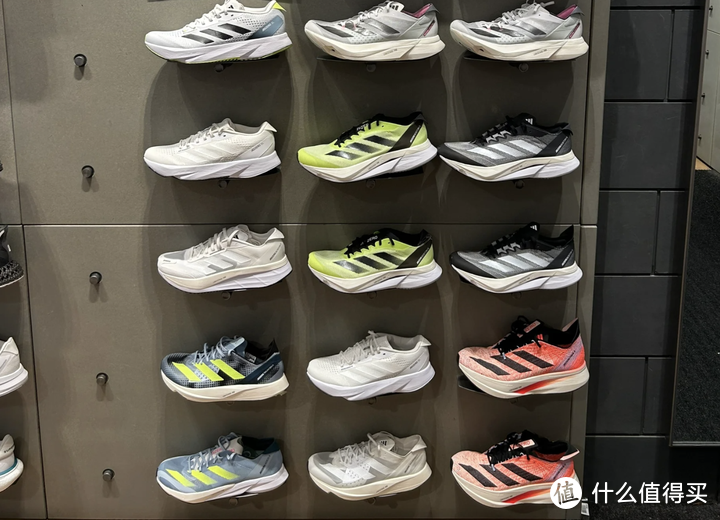 【2024年618跑鞋品牌】运动鞋哪个品牌好？国产运动鞋哪个牌子质量最好？