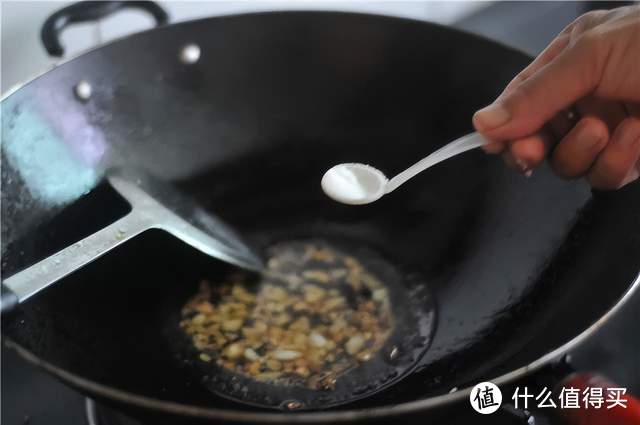 这菜遇到使劲吃，一清热祛湿，二补钙强骨，三强免疫，夏天别错过