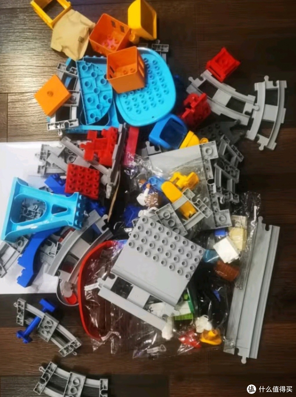 乐高（LEGO）积木拼装得宝10875 智能货运火车大颗粒积木桌儿童玩具生日礼物