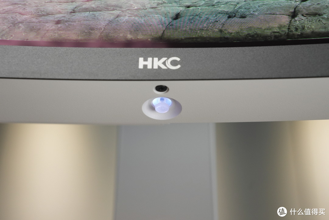 HKC GS49UK评测：双2K+240Hz QD-OLED震撼视野，你的新时代超宽巨幕电竞显示器