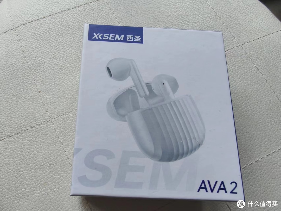 挖到的超好用的平价耳机-西圣AVA2半入耳蓝牙耳机