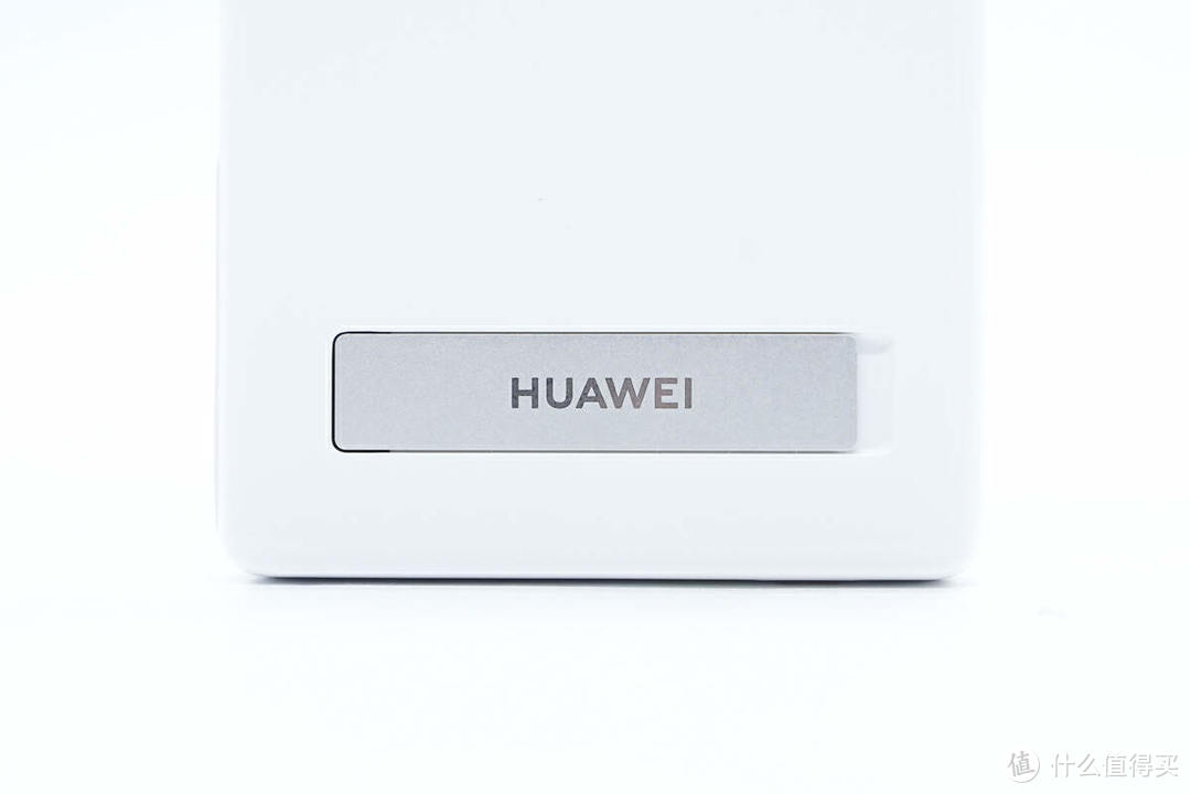 拆解报告：HUAWEI华为全能充磁吸移动电源P0016