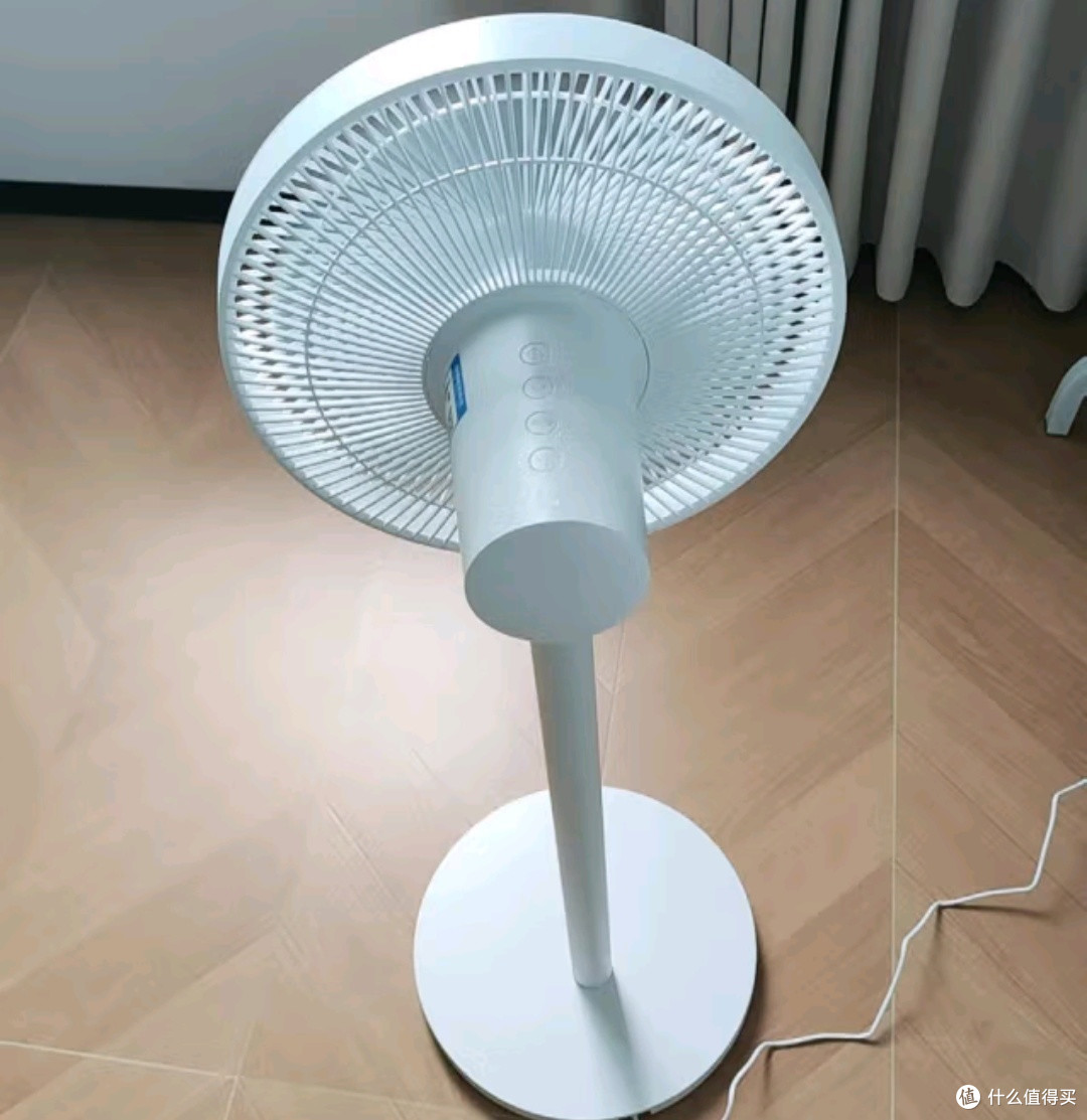 我的夏日必备的好物小米电风扇