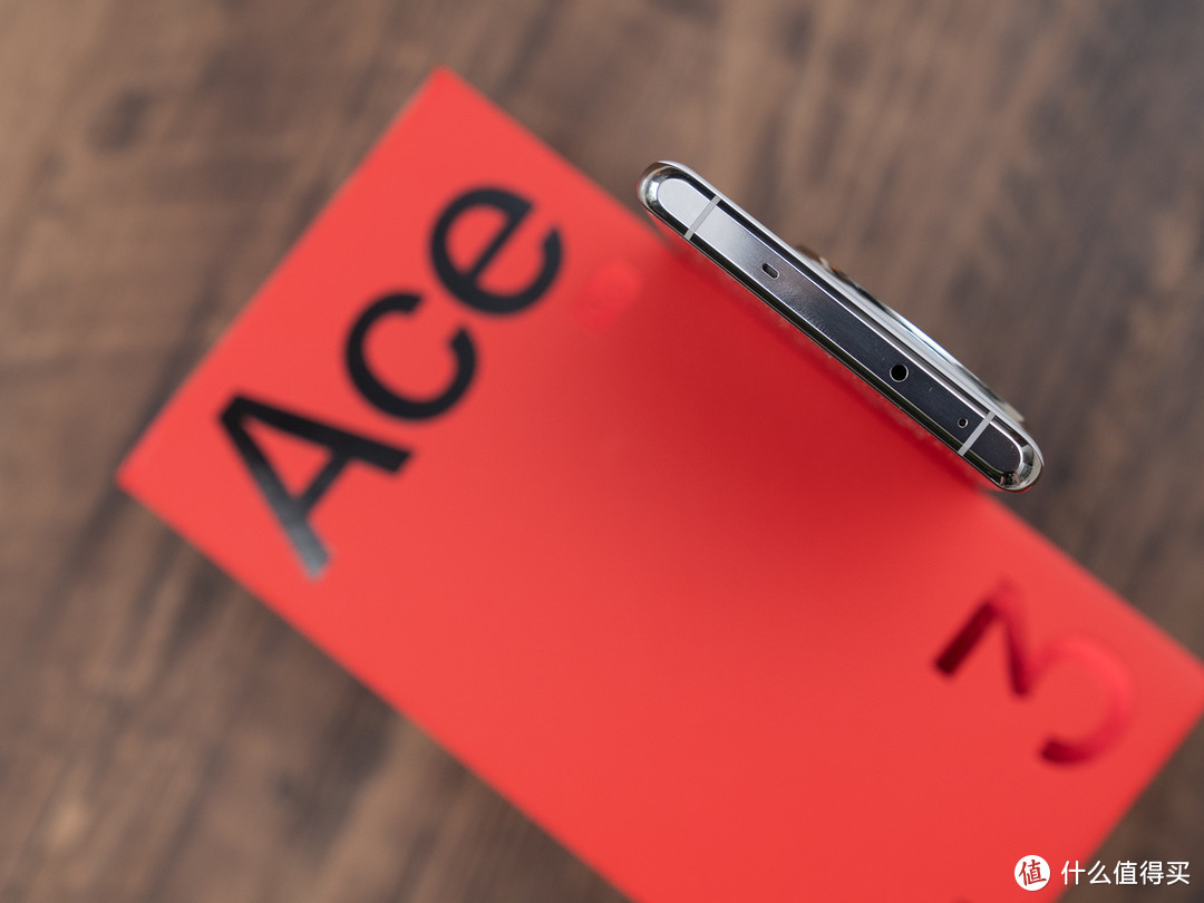 一加Ace 3 Pro上手后告诉你，中端机是如何逆袭实现越级体验的？