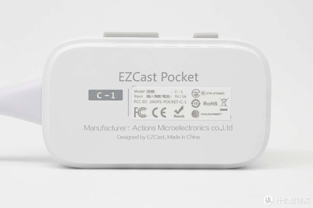 摆脱线缆困扰，具备低延时和高画质投屏，EZCast Pocket投屏器评测