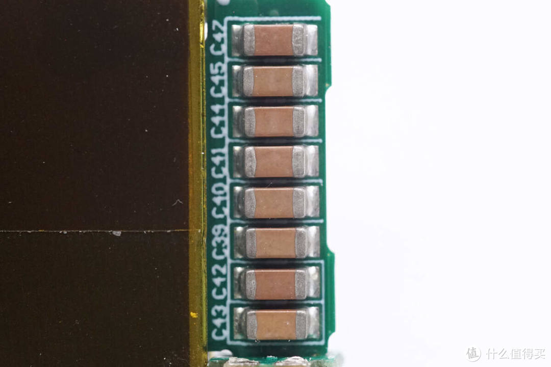 拆解报告：L Lab爱兰博70W双USB-C超薄氮化镓充电器PST-70C2-LB-SL