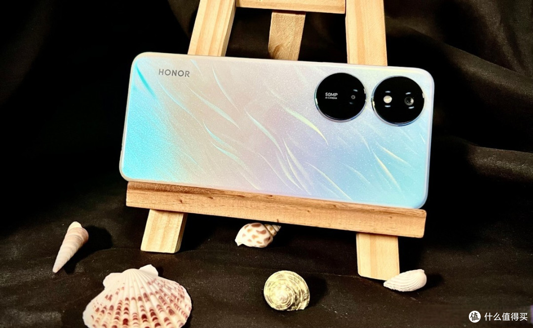 无论是长时间通话,观看视频,玩游戏还是使用其他应用,荣耀play8t都能