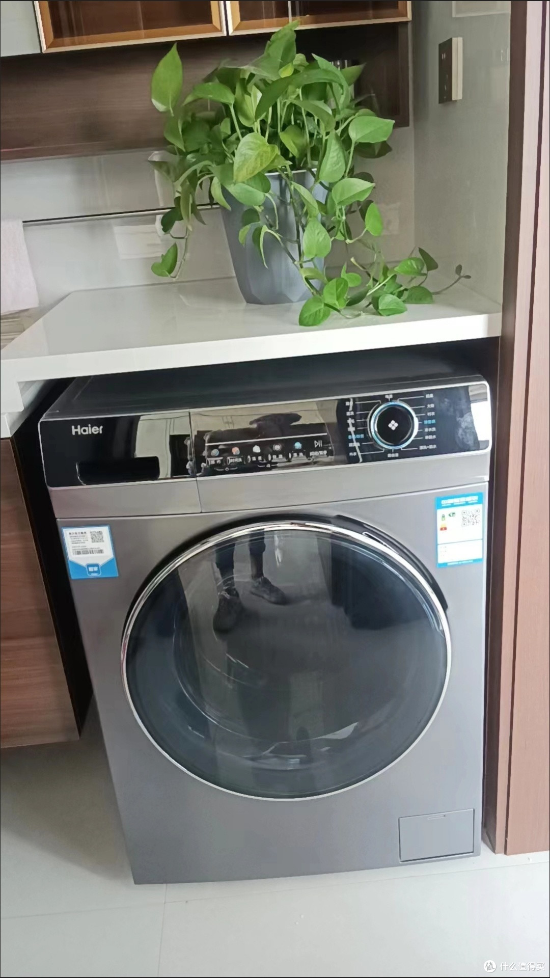 海尔洗衣机10kg家用全自动滚筒上排水中途添衣除菌螨108高洗净比