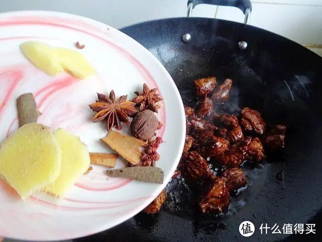 炖牛肉用什么部位的肉？