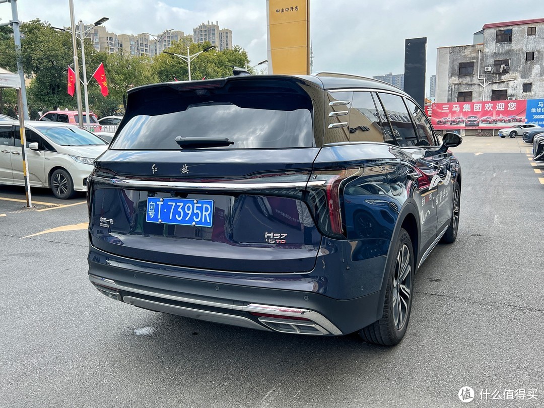 红旗的大七座SUV，有看头嘛？