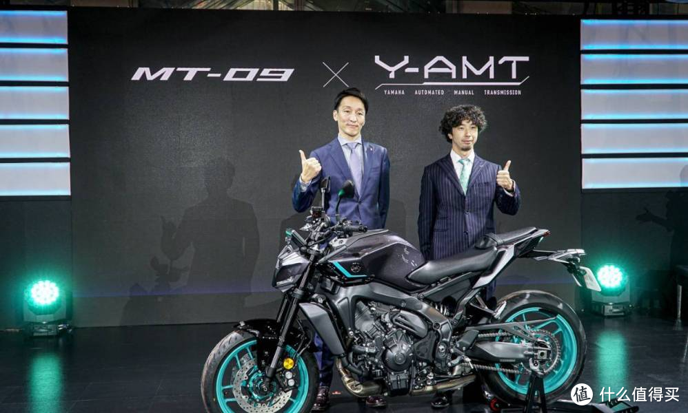 雅马哈Yamaha推出全新「扭力大师」MT-09配备Y-AMT自动换挡系统！