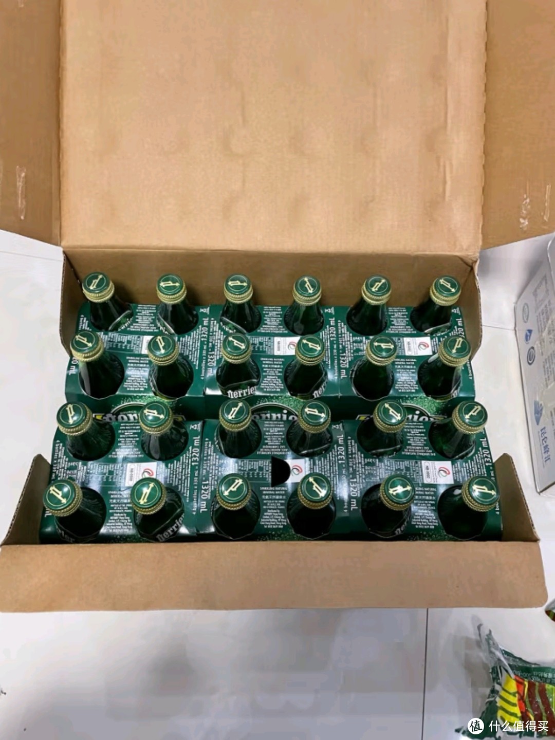 Perrier巴黎水（Perrier）法国原装进口气泡水原味天然矿泉水 